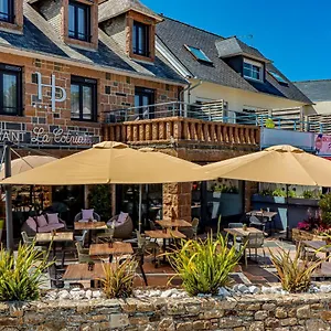 *** Hotel Logis Du Parc France